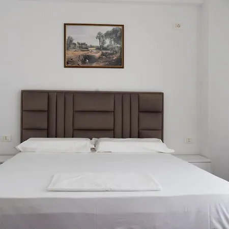 Center Sea View Apartment