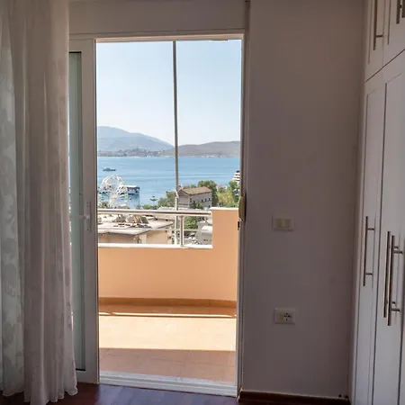 Apartment Center Sea View Sarande